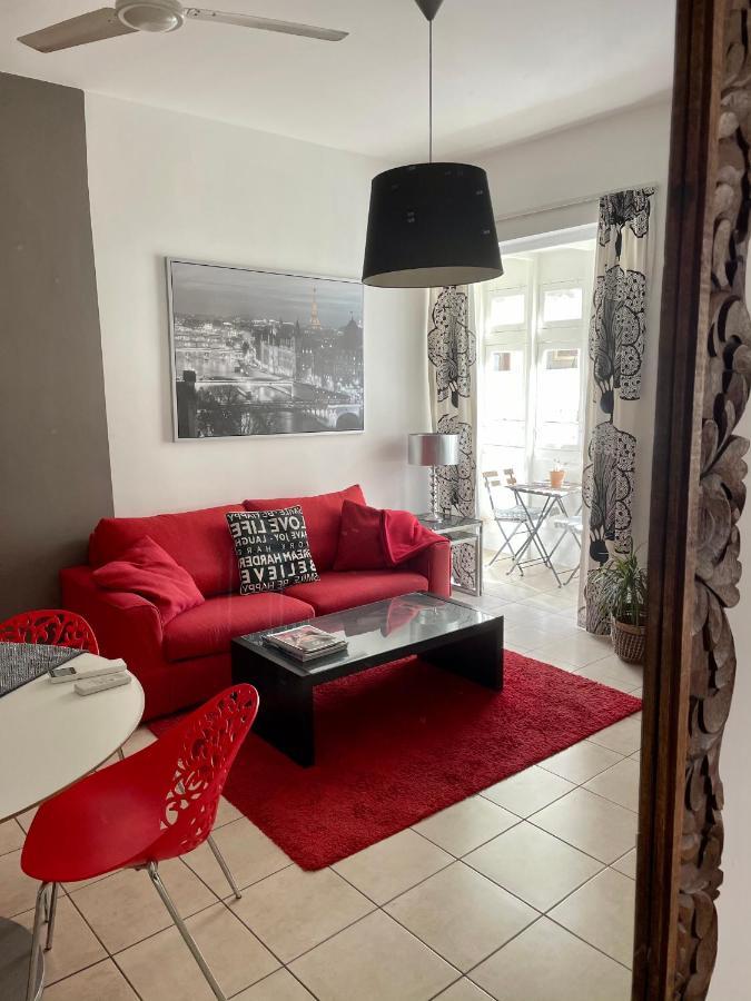 Simons Apartments Minutes Away From Balluta Bay And St Julians Sliema Exteriör bild