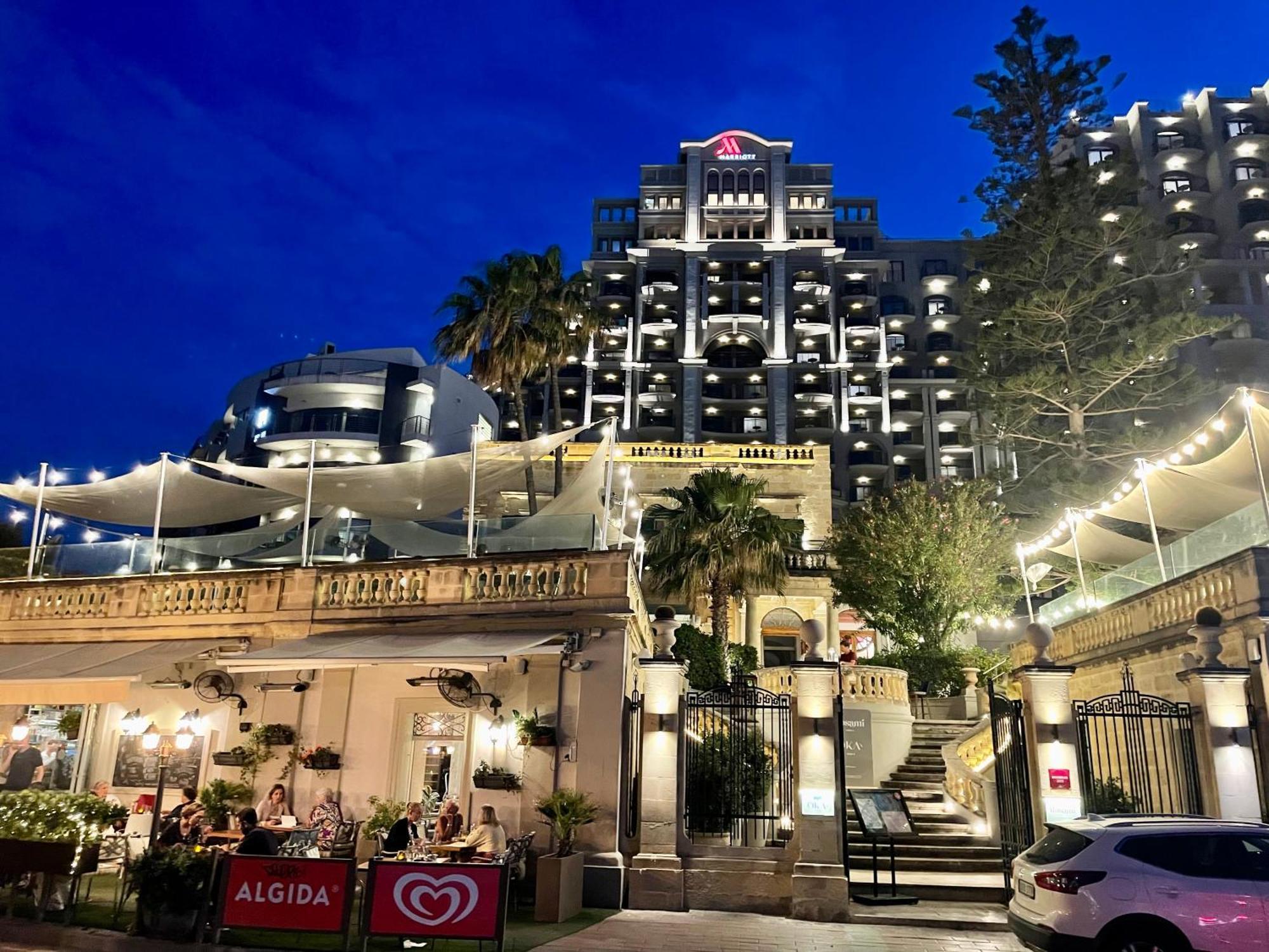 Simons Apartments Minutes Away From Balluta Bay And St Julians Sliema Exteriör bild