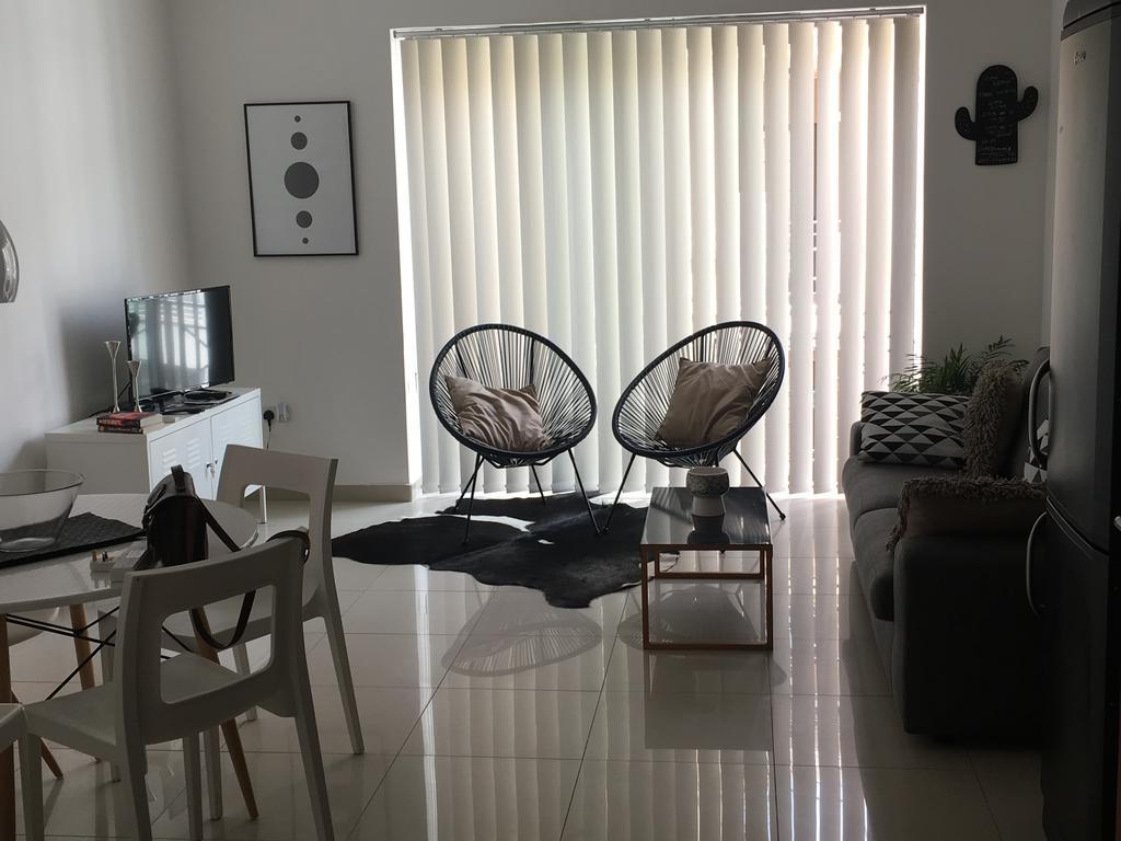 Simons Apartments Minutes Away From Balluta Bay And St Julians Sliema Exteriör bild