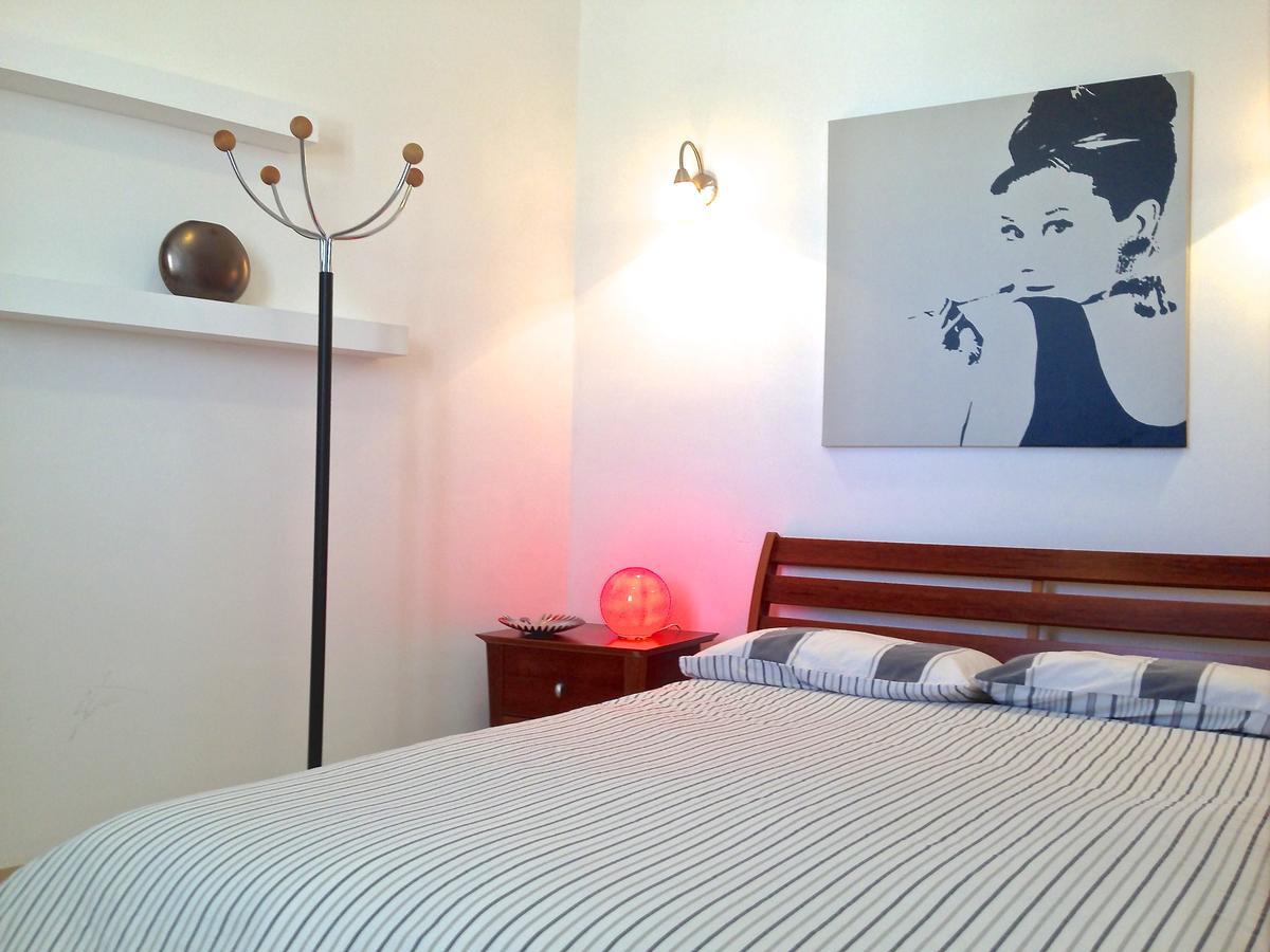 Simons Apartments Minutes Away From Balluta Bay And St Julians Sliema Exteriör bild