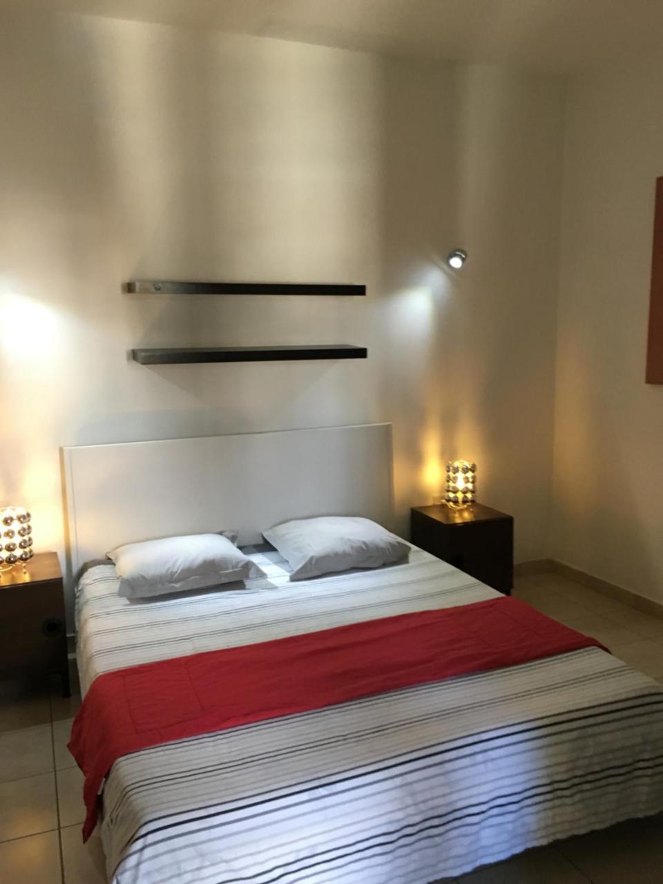 Simons Apartments Minutes Away From Balluta Bay And St Julians Sliema Exteriör bild